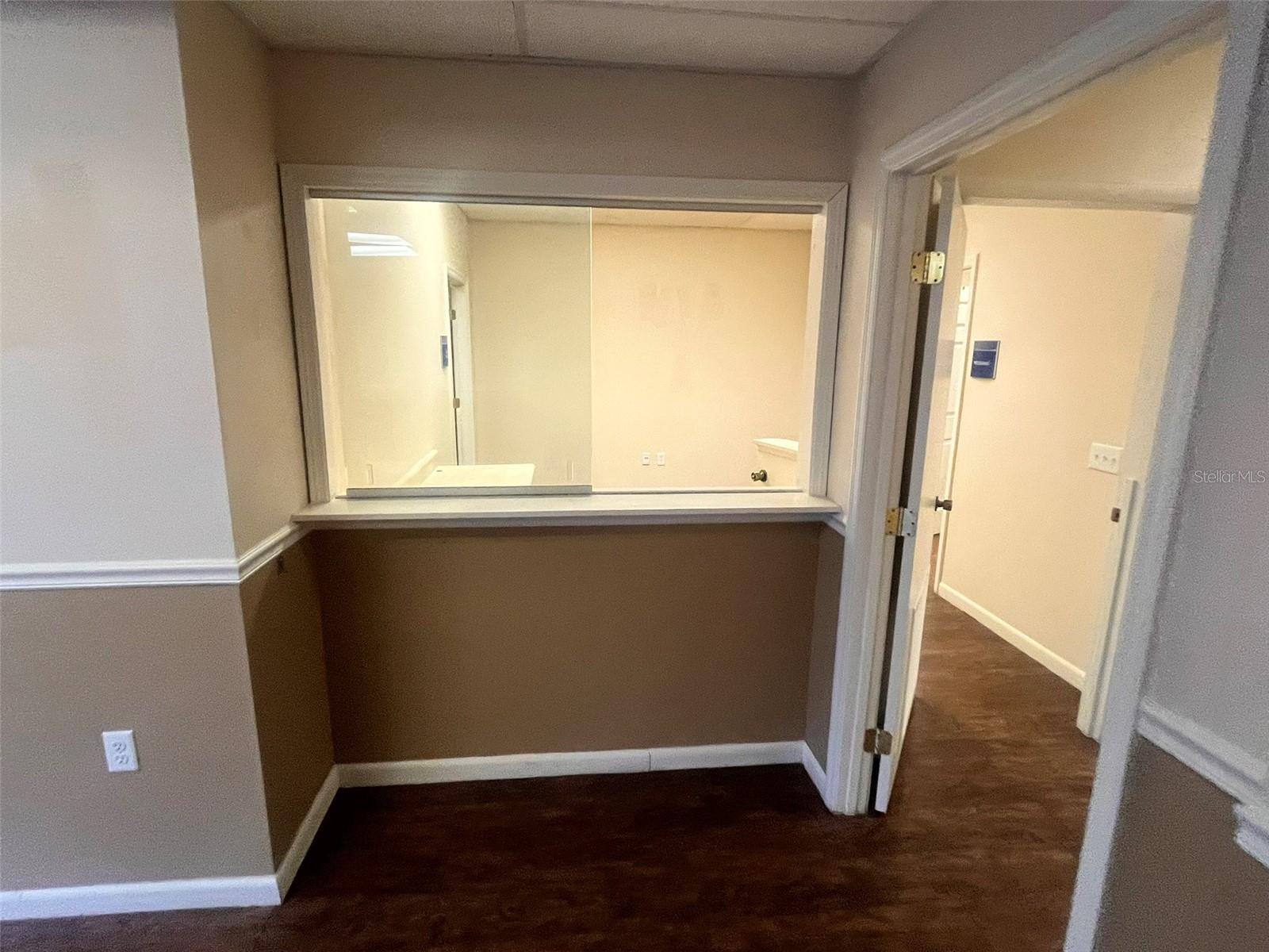 Image 4 of 17 For 1130 1st Street S