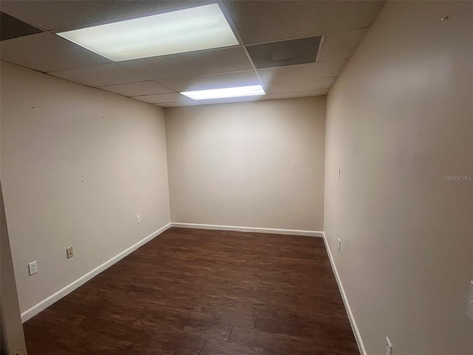 Image 9 of 17 For 1130 1st Street S