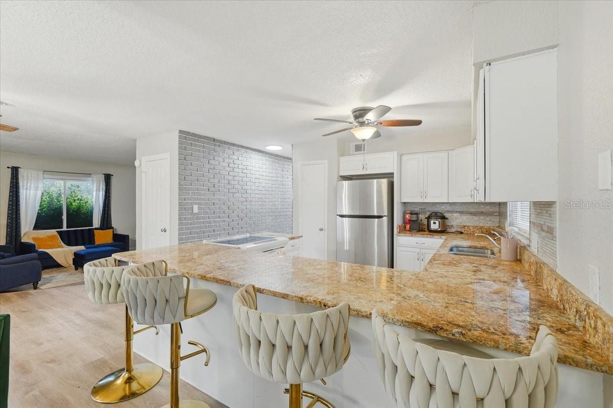 Image 27 of 59 For 8837 Oakwood Drive