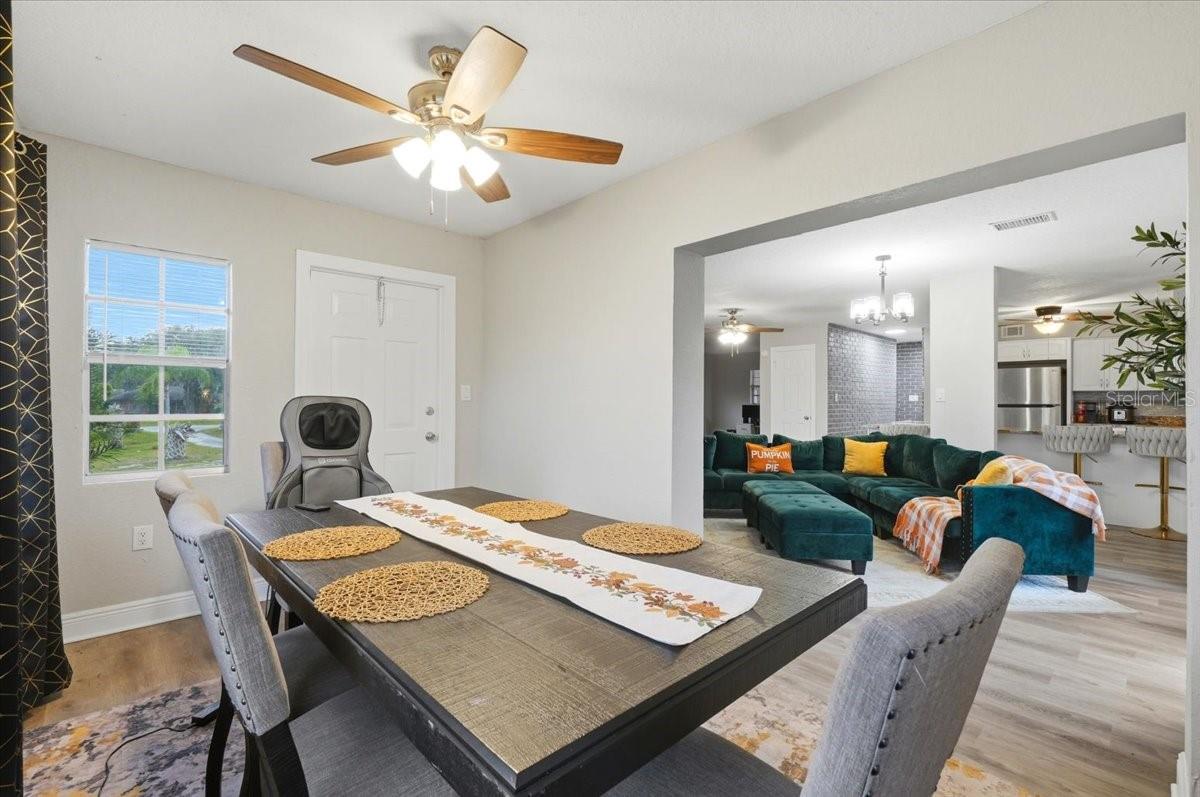 Image 28 of 59 For 8837 Oakwood Drive