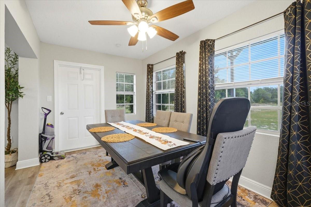 Image 29 of 59 For 8837 Oakwood Drive