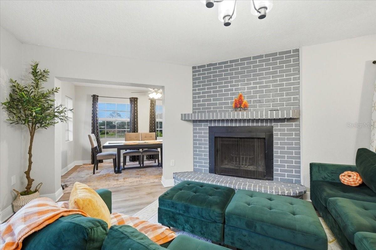 Image 30 of 59 For 8837 Oakwood Drive