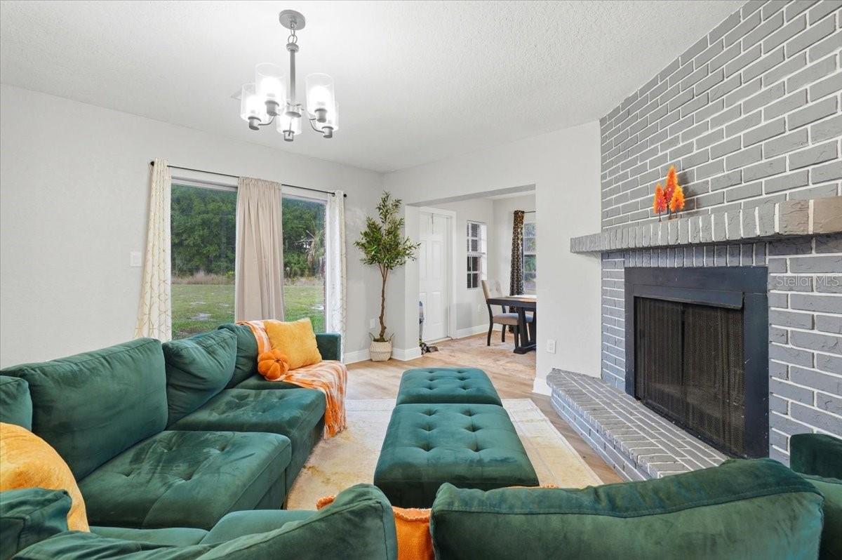 Image 31 of 59 For 8837 Oakwood Drive