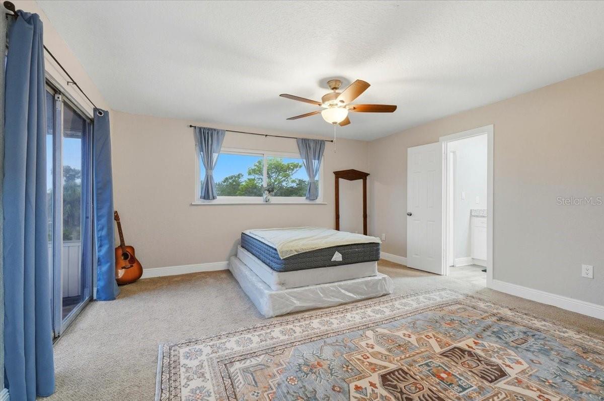 Image 36 of 59 For 8837 Oakwood Drive