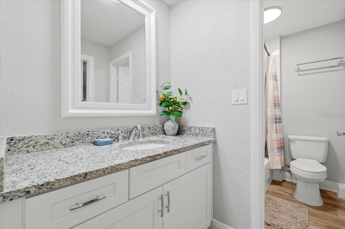 Image 40 of 59 For 8837 Oakwood Drive