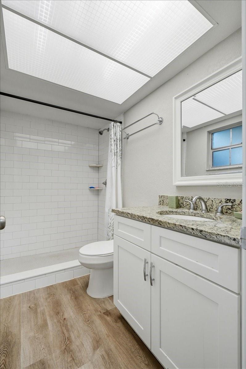 Image 51 of 59 For 8837 Oakwood Drive