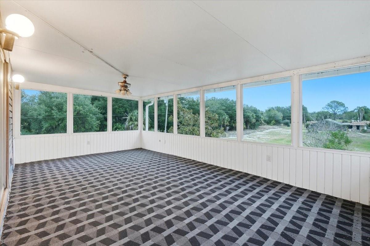 Image 52 of 59 For 8837 Oakwood Drive