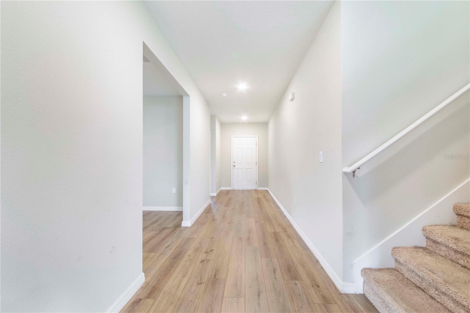 Image 11 of 37 For 870 Sand Sea Place