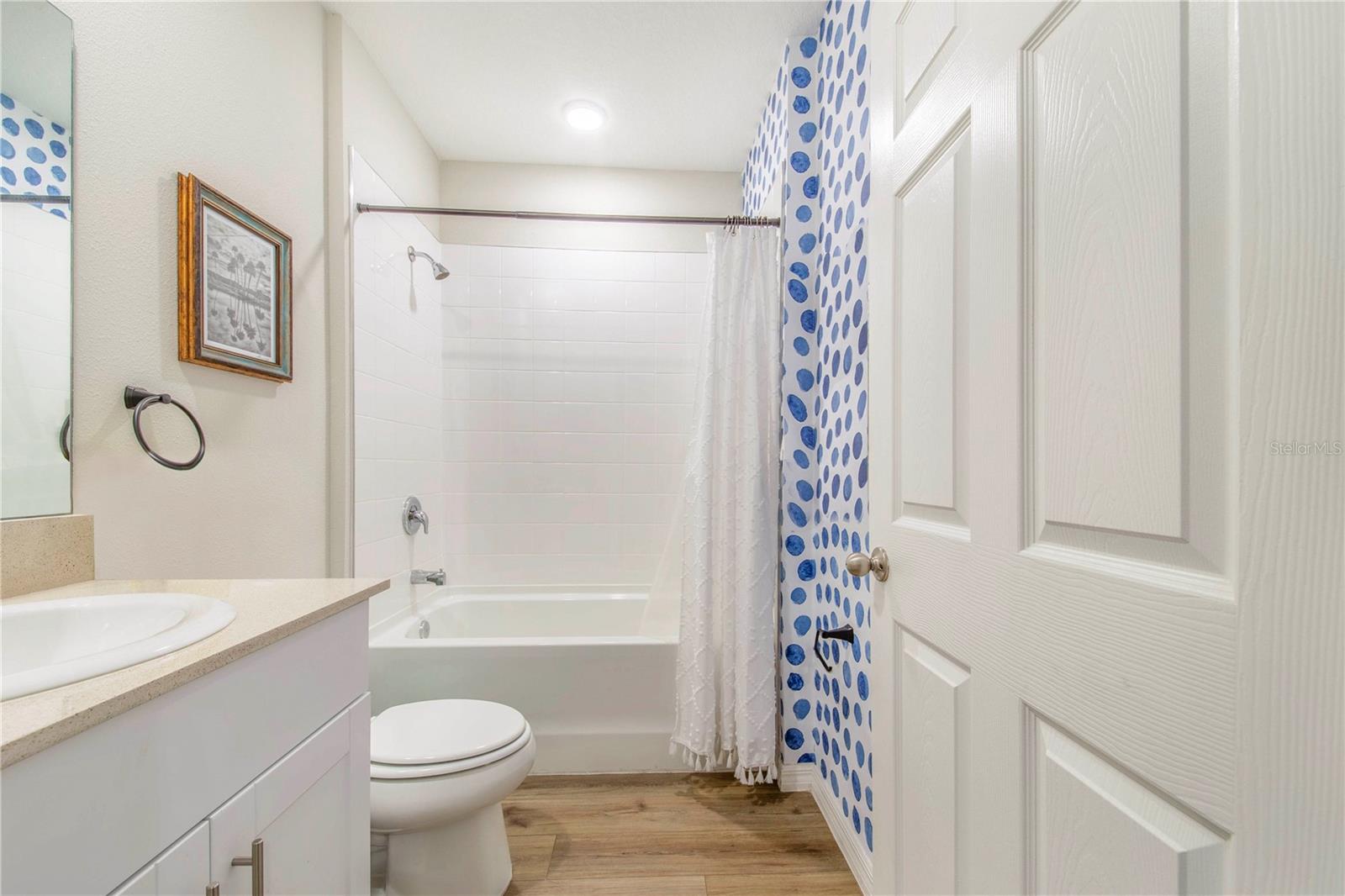 Image 14 of 37 For 870 Sand Sea Place