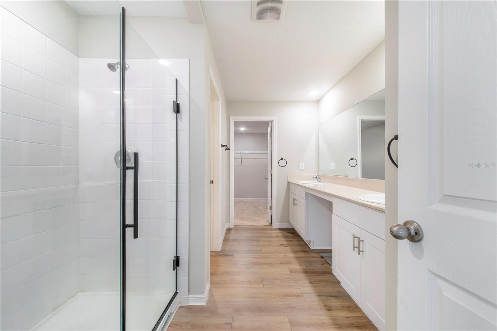 Image 20 of 37 For 870 Sand Sea Place