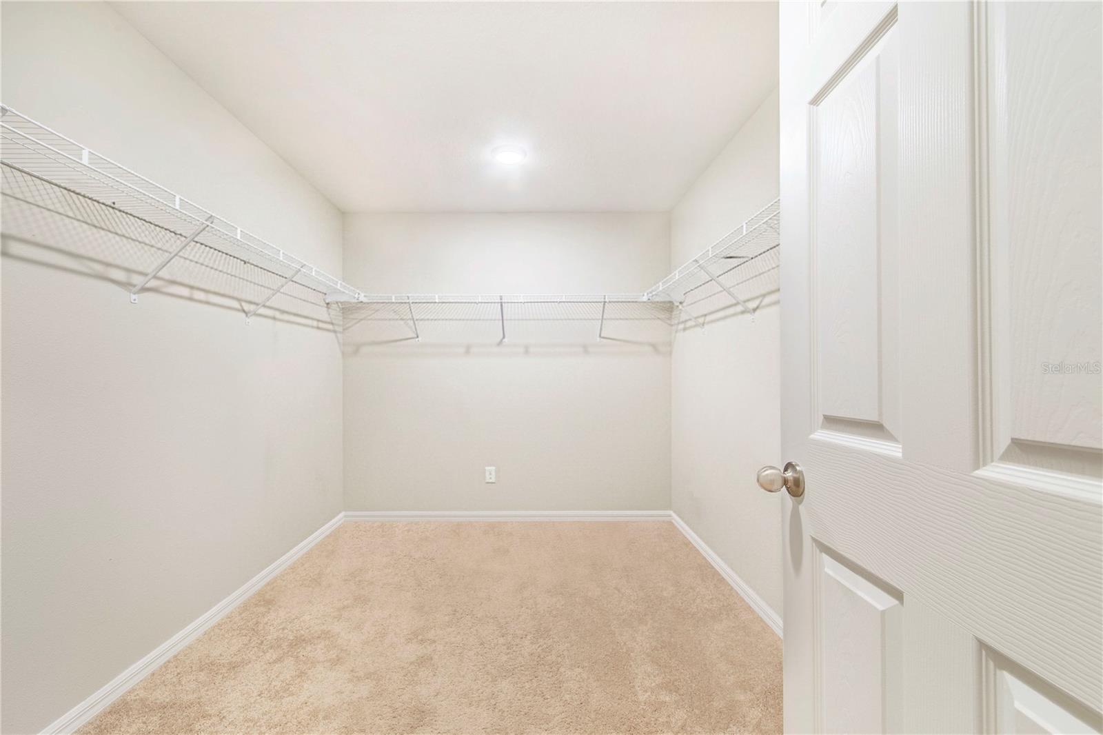 Image 22 of 37 For 870 Sand Sea Place