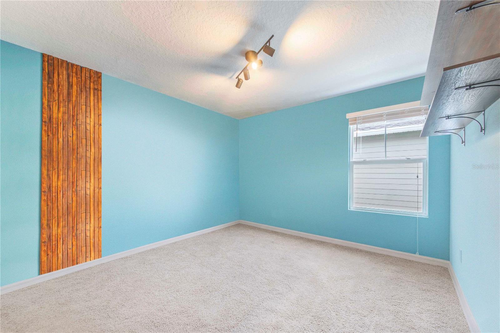 Image 26 of 37 For 870 Sand Sea Place