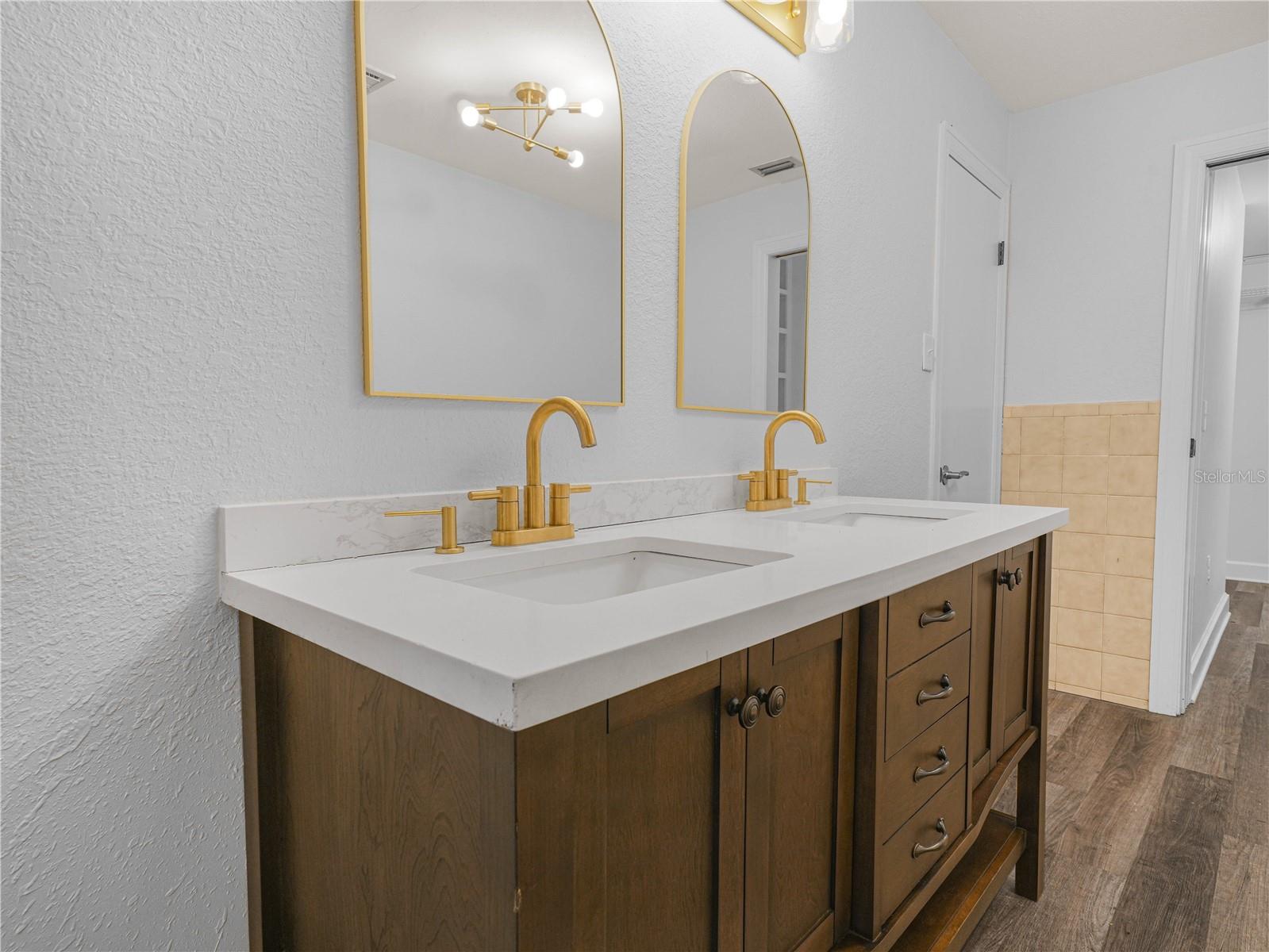 Image 20 of 65 For 1761 Hwy 630 W