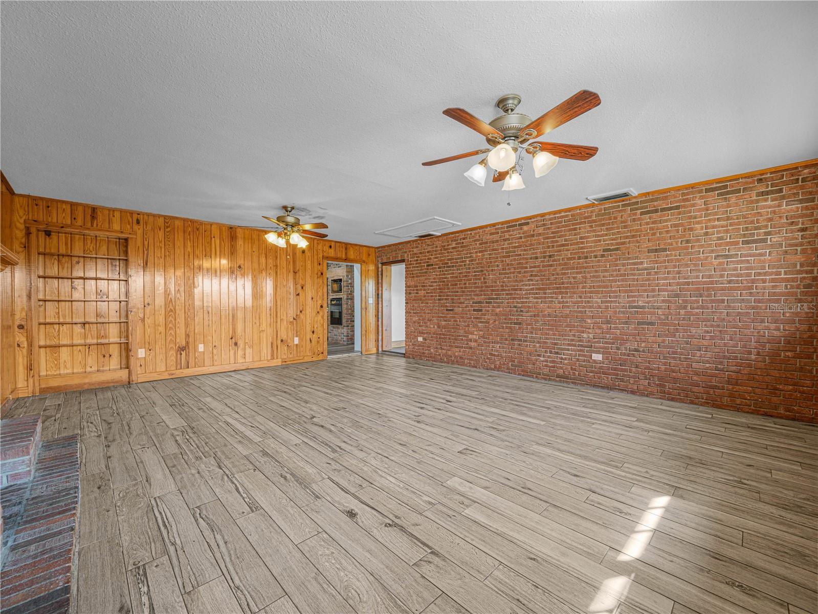 Image 4 of 65 For 1761 Hwy 630 W