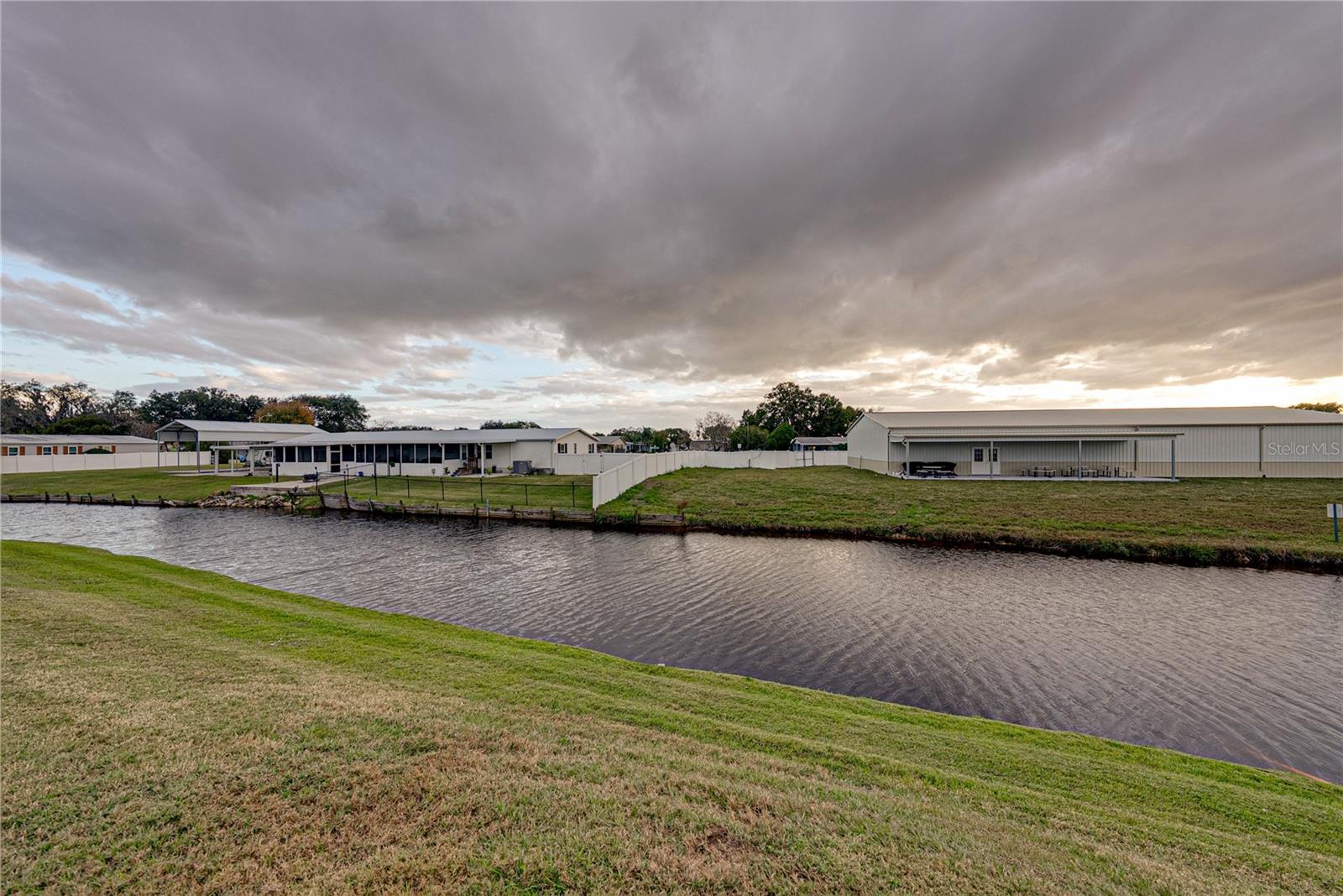 Image 37 of 94 For 5146 Northshore Drive