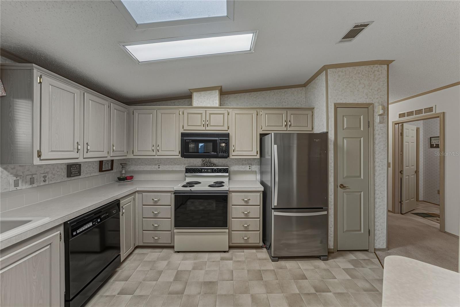 Image 57 of 94 For 5146 Northshore Drive