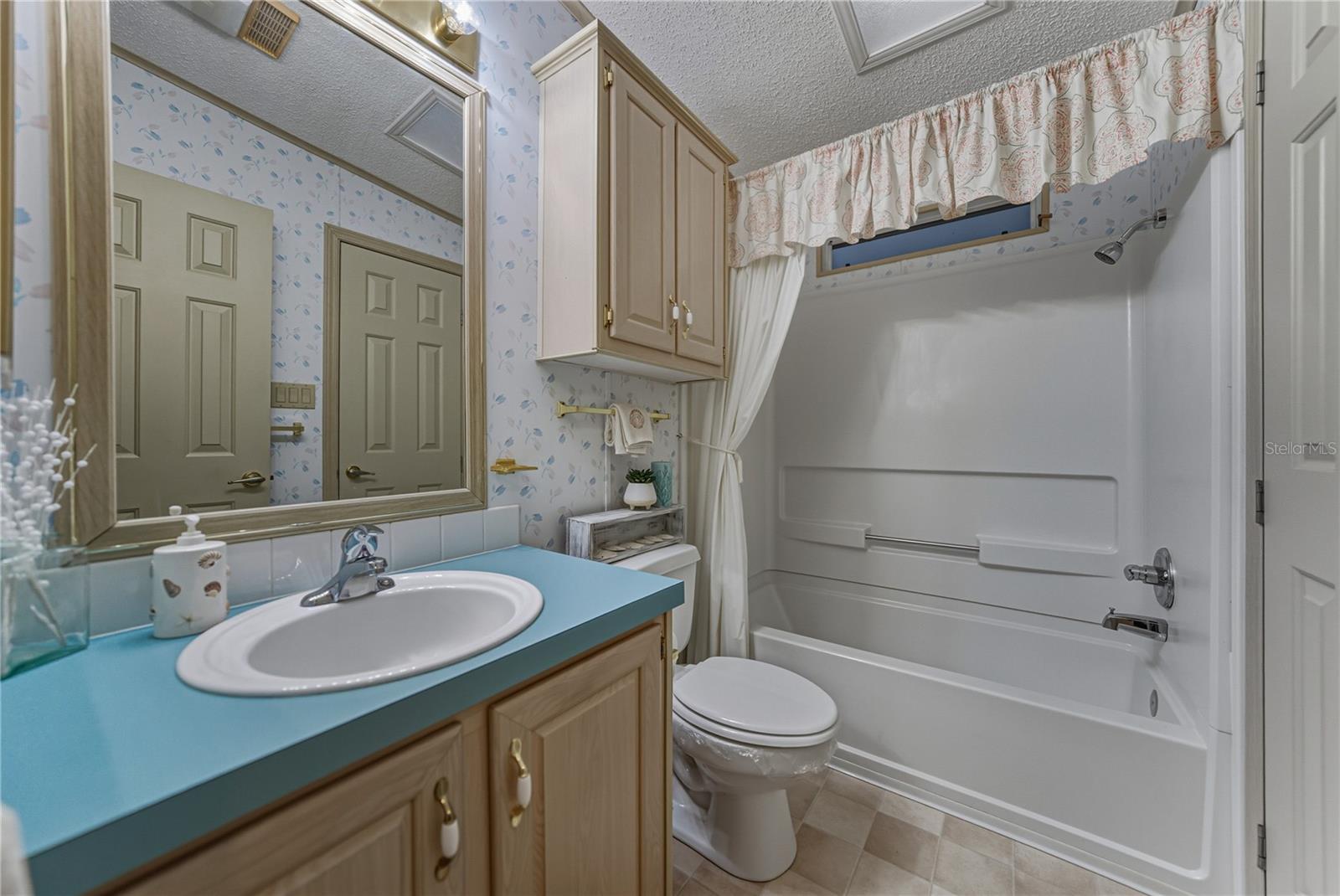 Image 60 of 94 For 5146 Northshore Drive