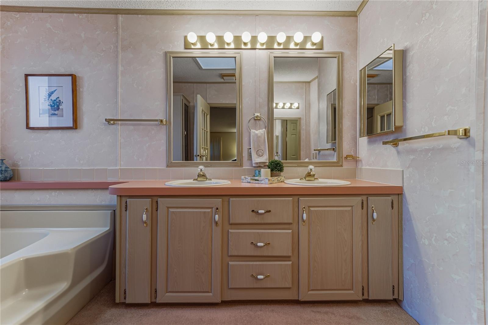 Image 70 of 94 For 5146 Northshore Drive