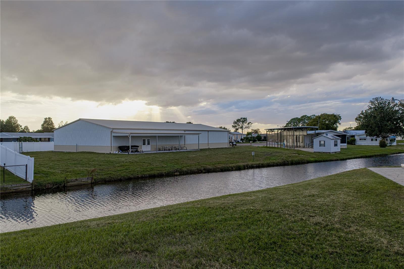 Image 79 of 94 For 5146 Northshore Drive