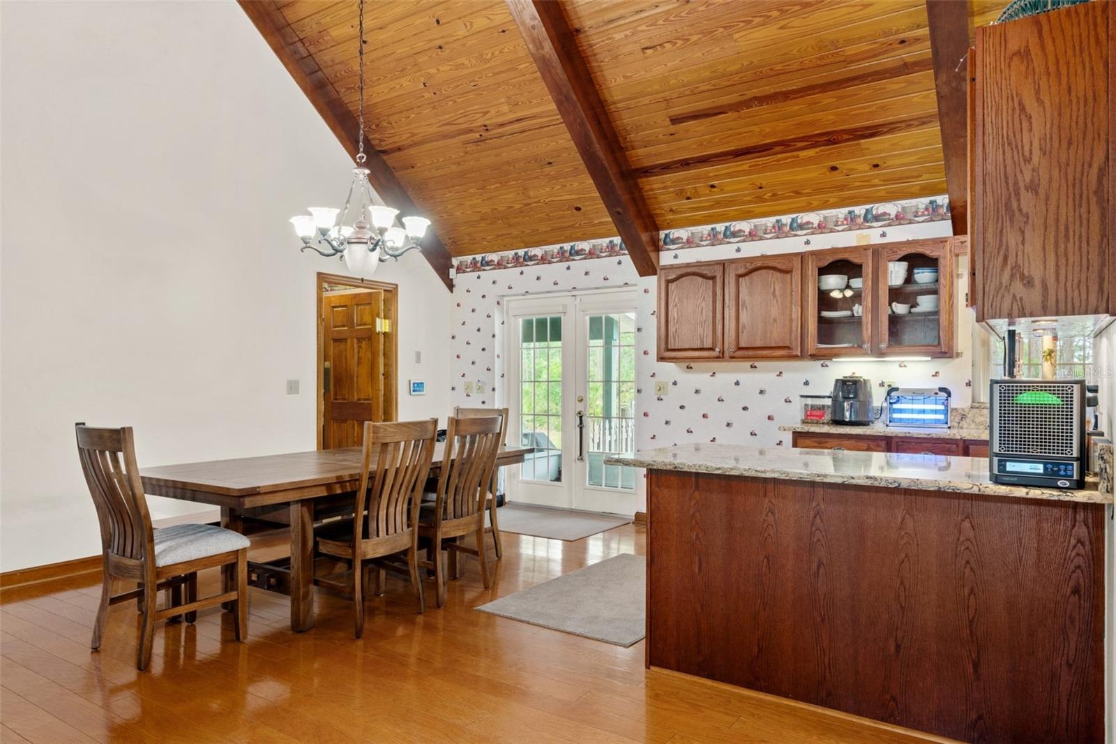 Image 16 of 43 For 5318 Oak Road