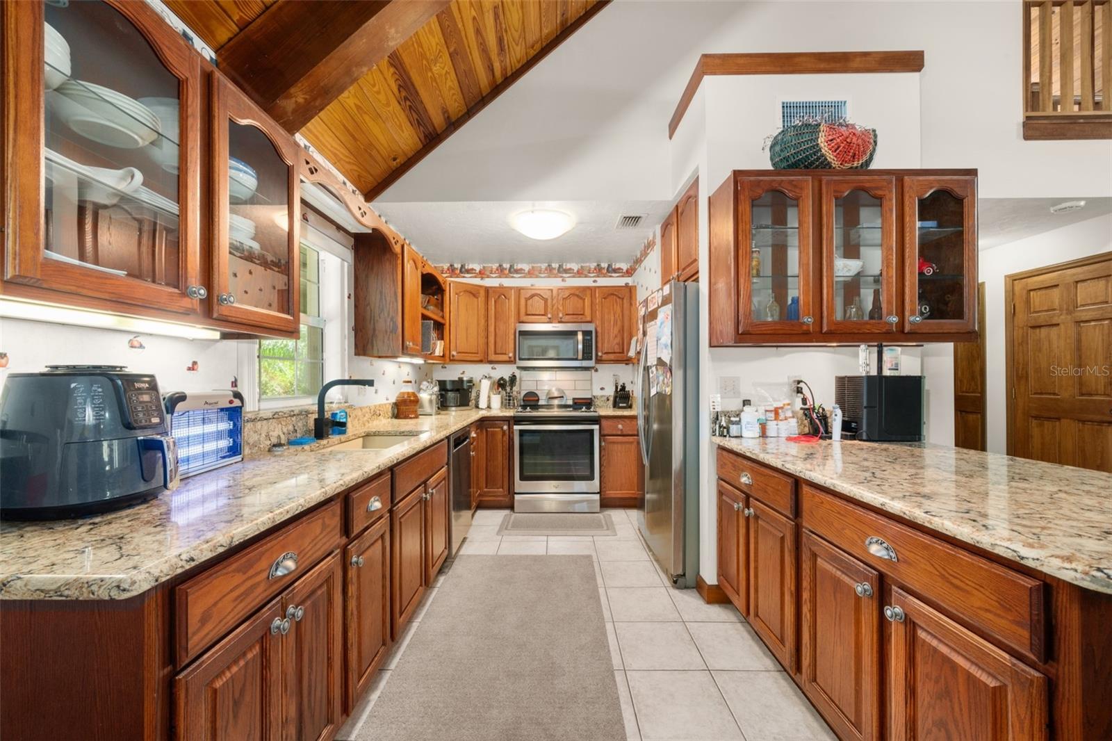 Image 19 of 43 For 5318 Oak Road