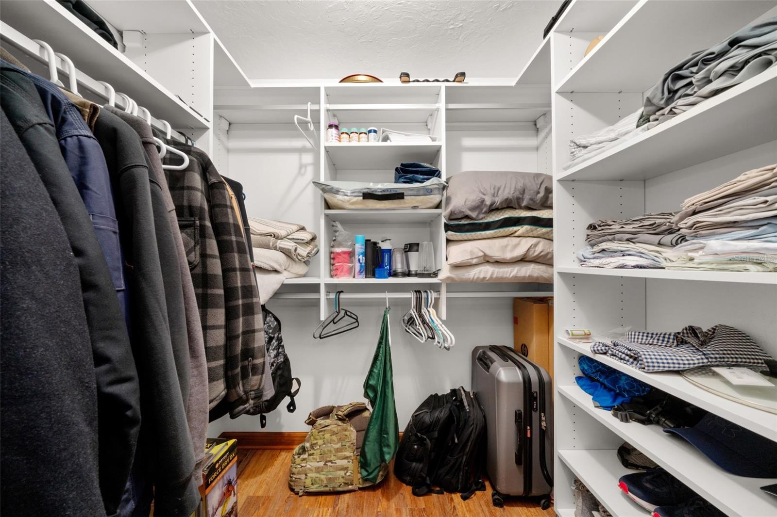 Image 22 of 43 For 5318 Oak Road