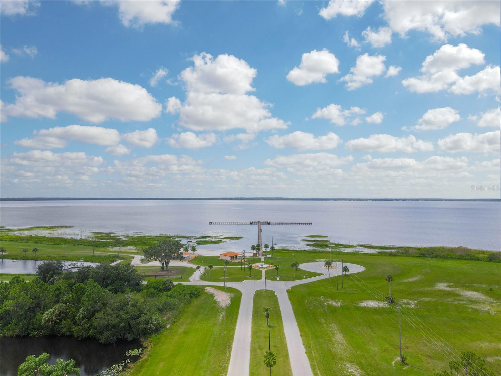 Image 31 of 42 For 703 Gardenia Drive