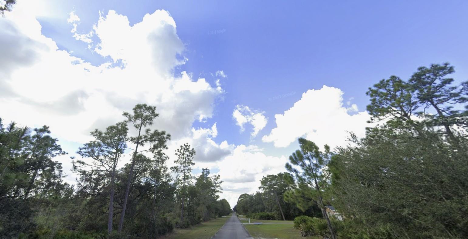 Image 4 of 42 For 703 Gardenia Drive