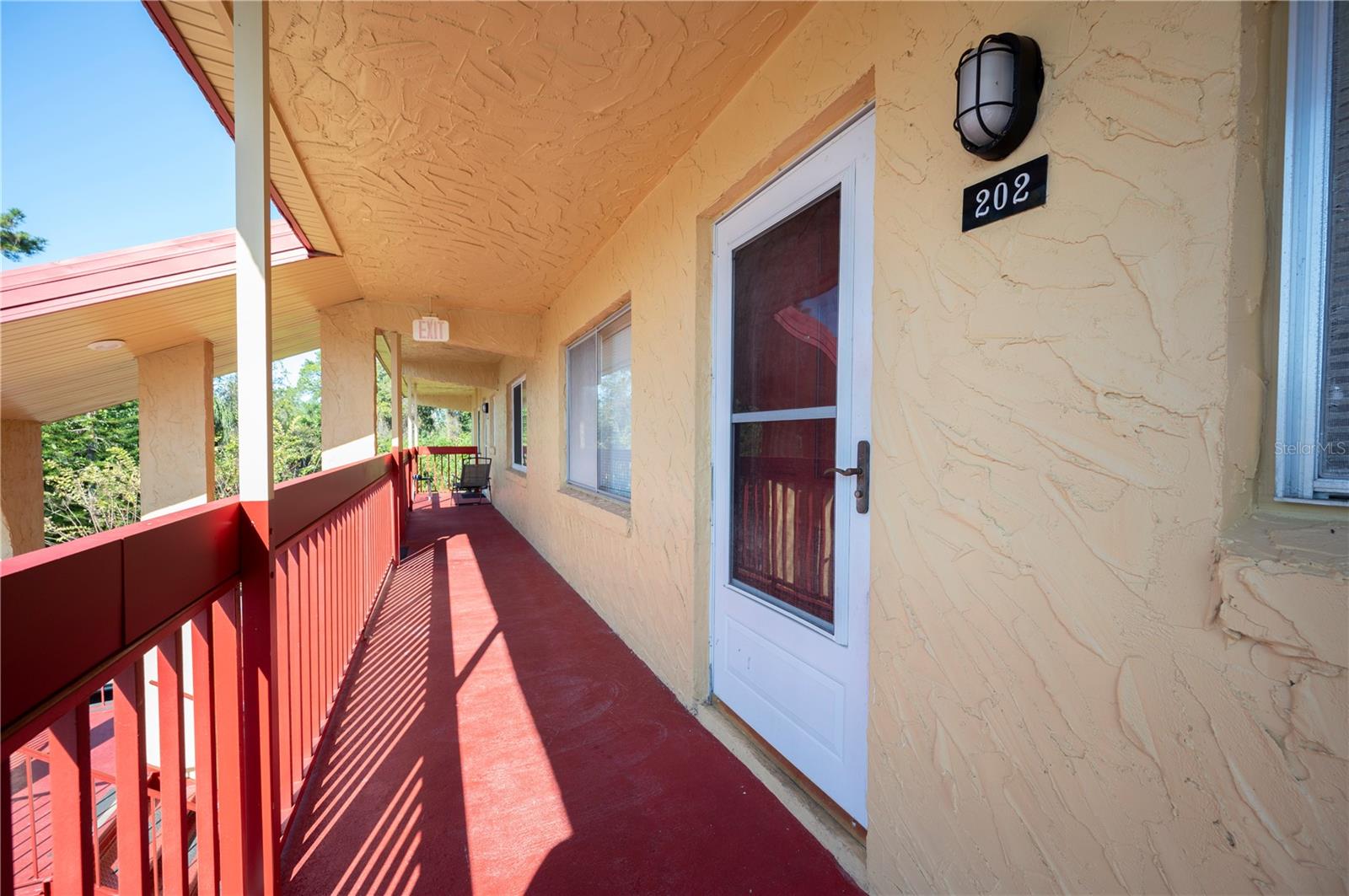 Image 4 of 32 For 400 El Camino Drive 202