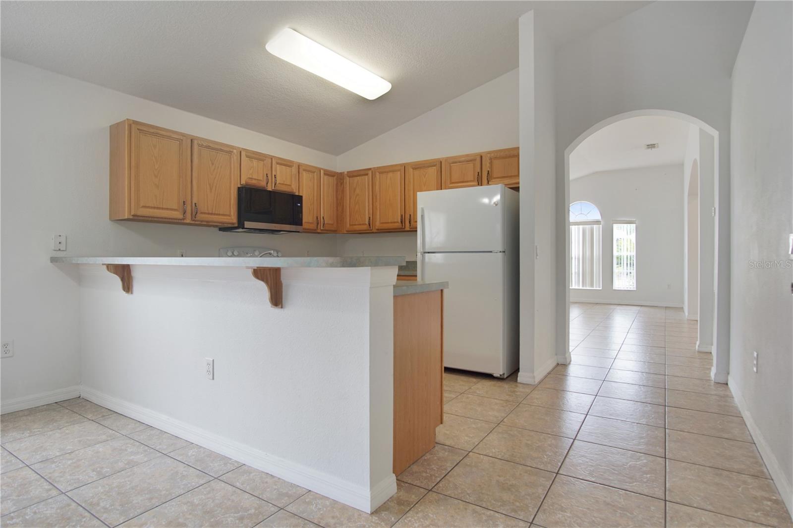 Image 8 of 37 For 522 Kildrummy Drive