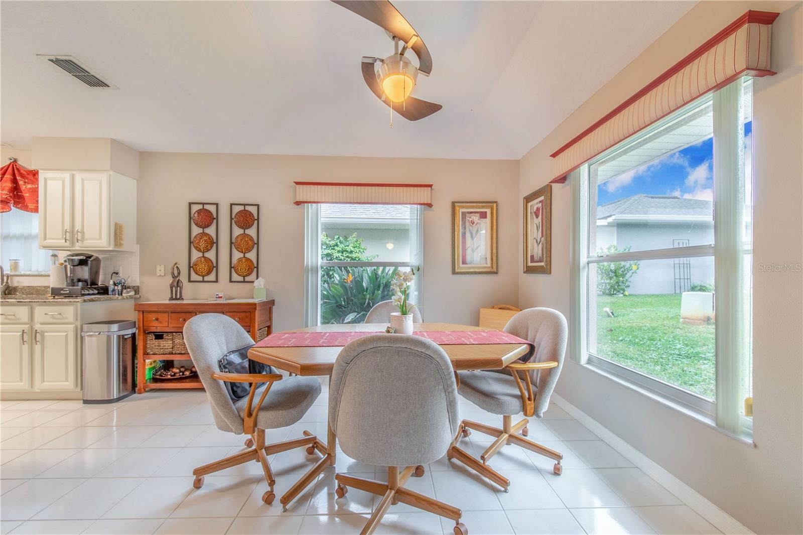 Image 15 of 59 For 497 Sweetwater Way