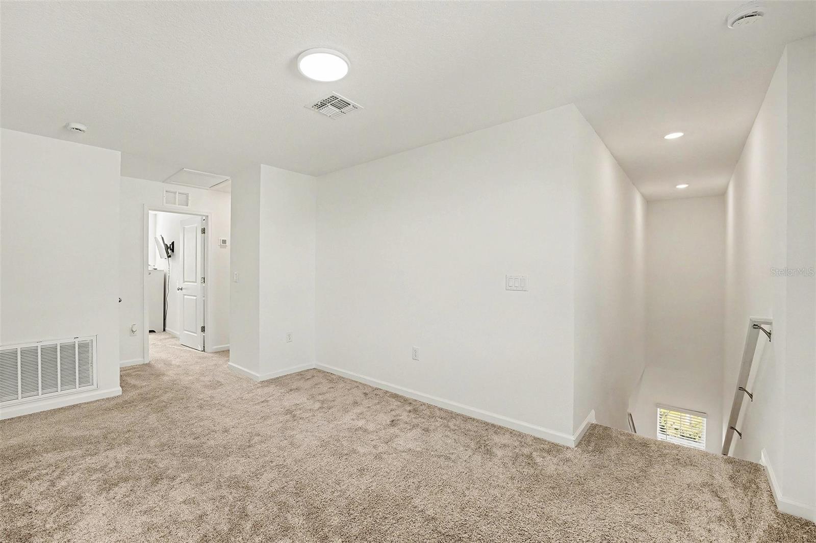 Image 15 of 40 For 868 Timberland Drive