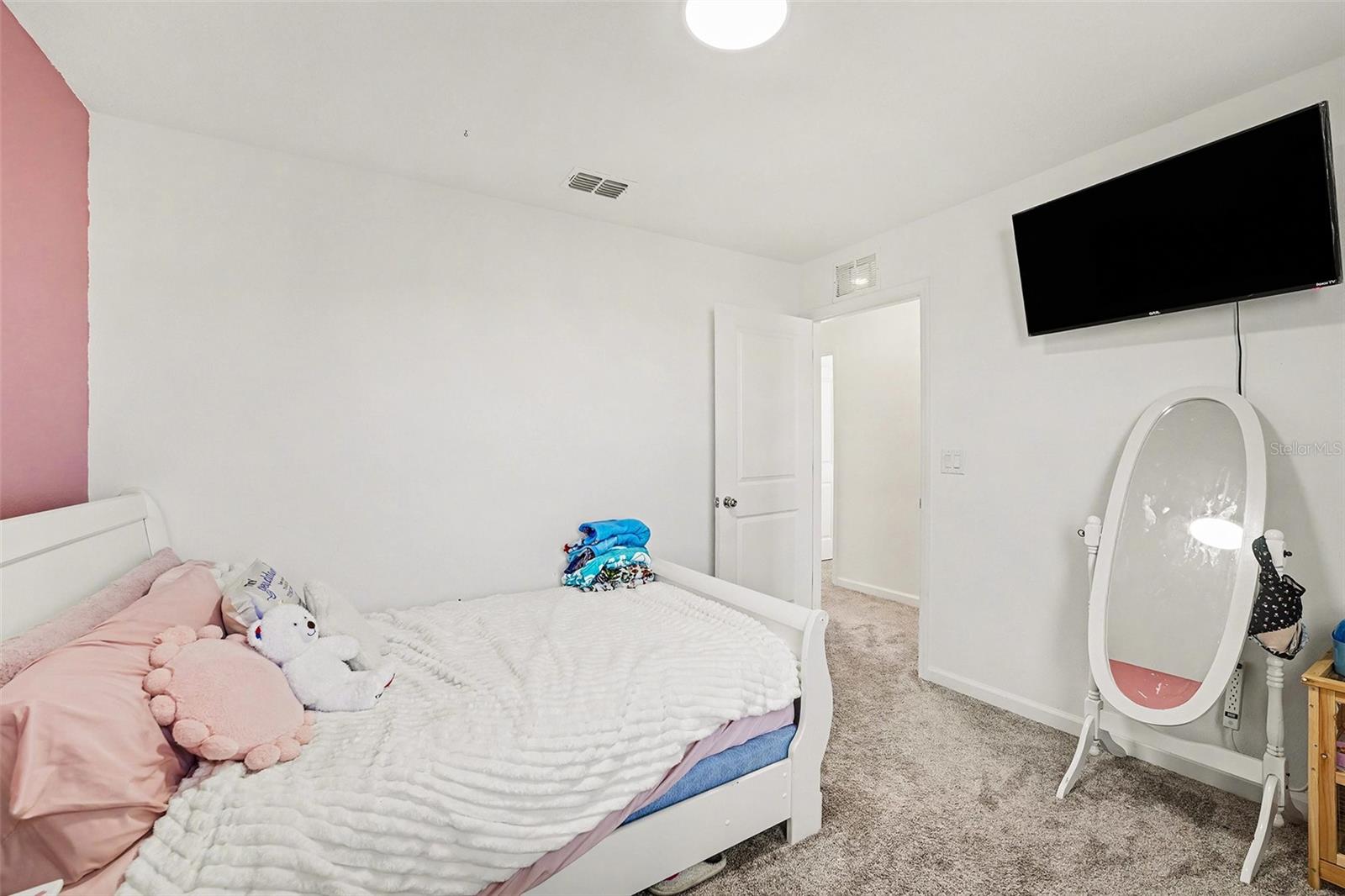 Image 23 of 40 For 868 Timberland Drive