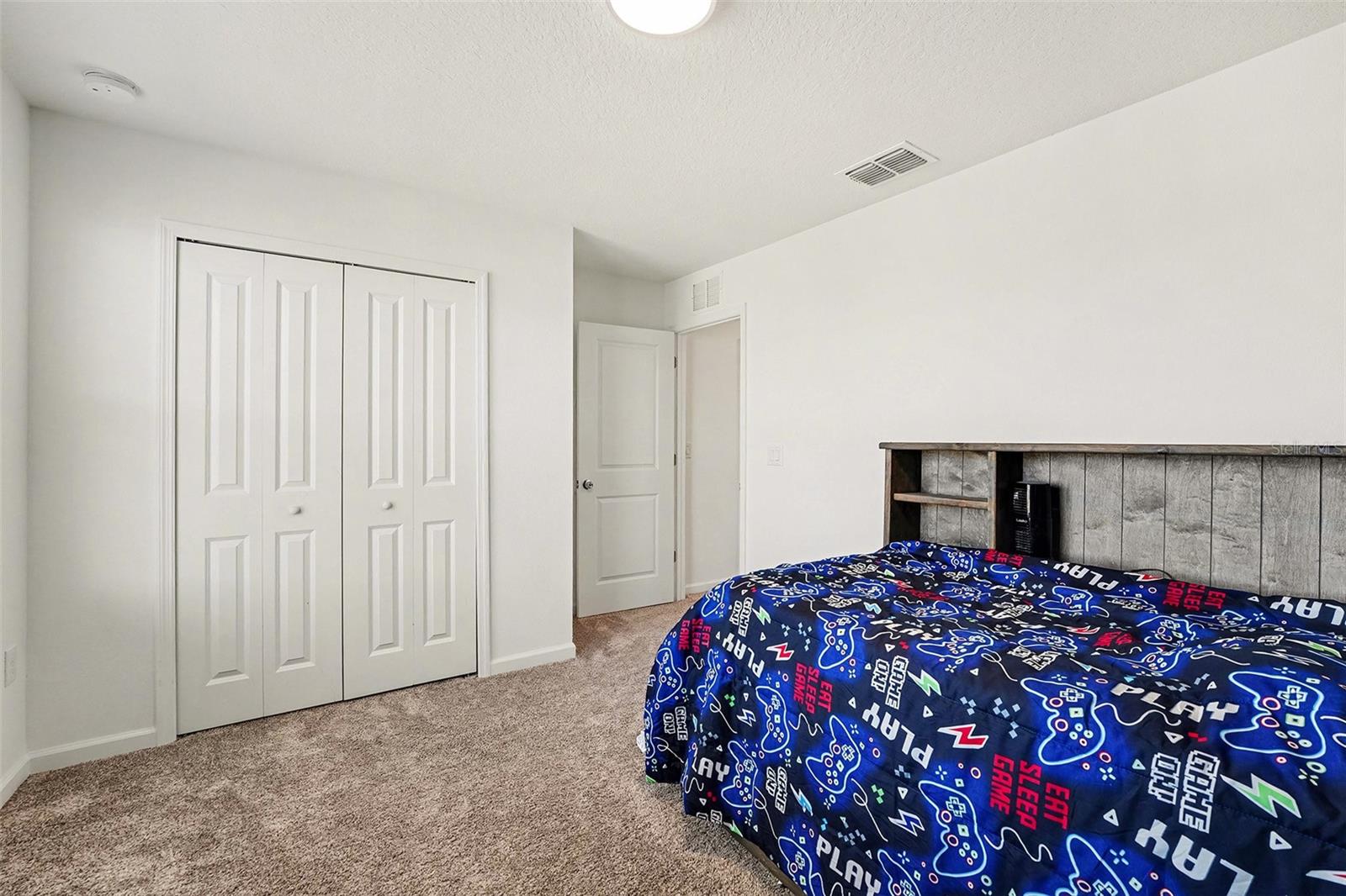 Image 28 of 40 For 868 Timberland Drive