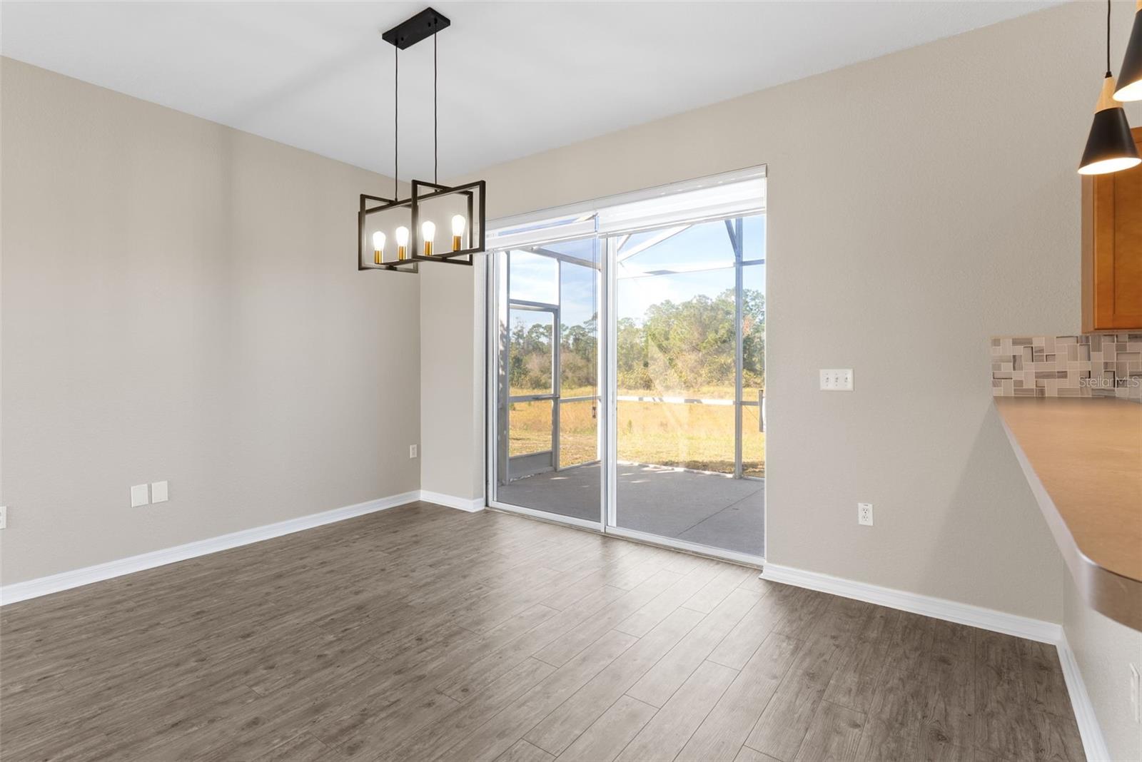 Image 13 of 30 For 522 Parsley Court