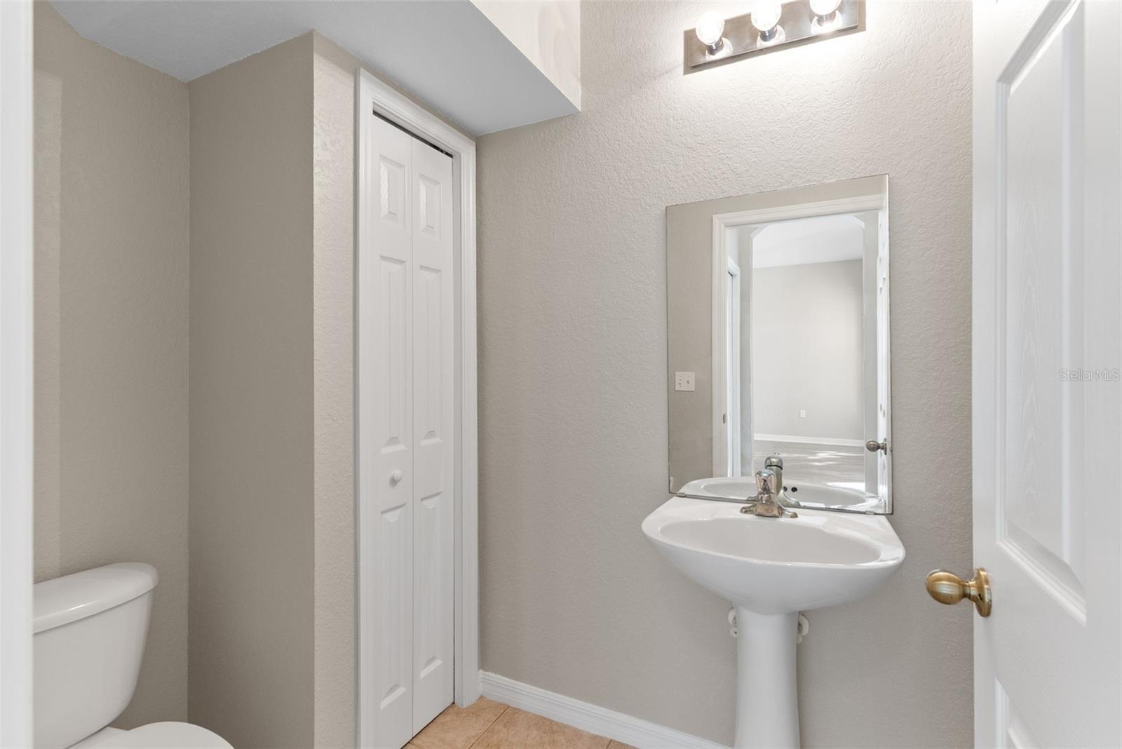 Image 14 of 30 For 522 Parsley Court