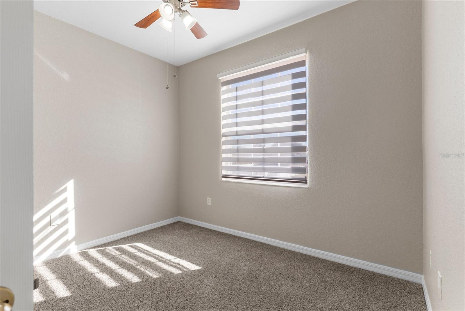 Image 24 of 30 For 522 Parsley Court