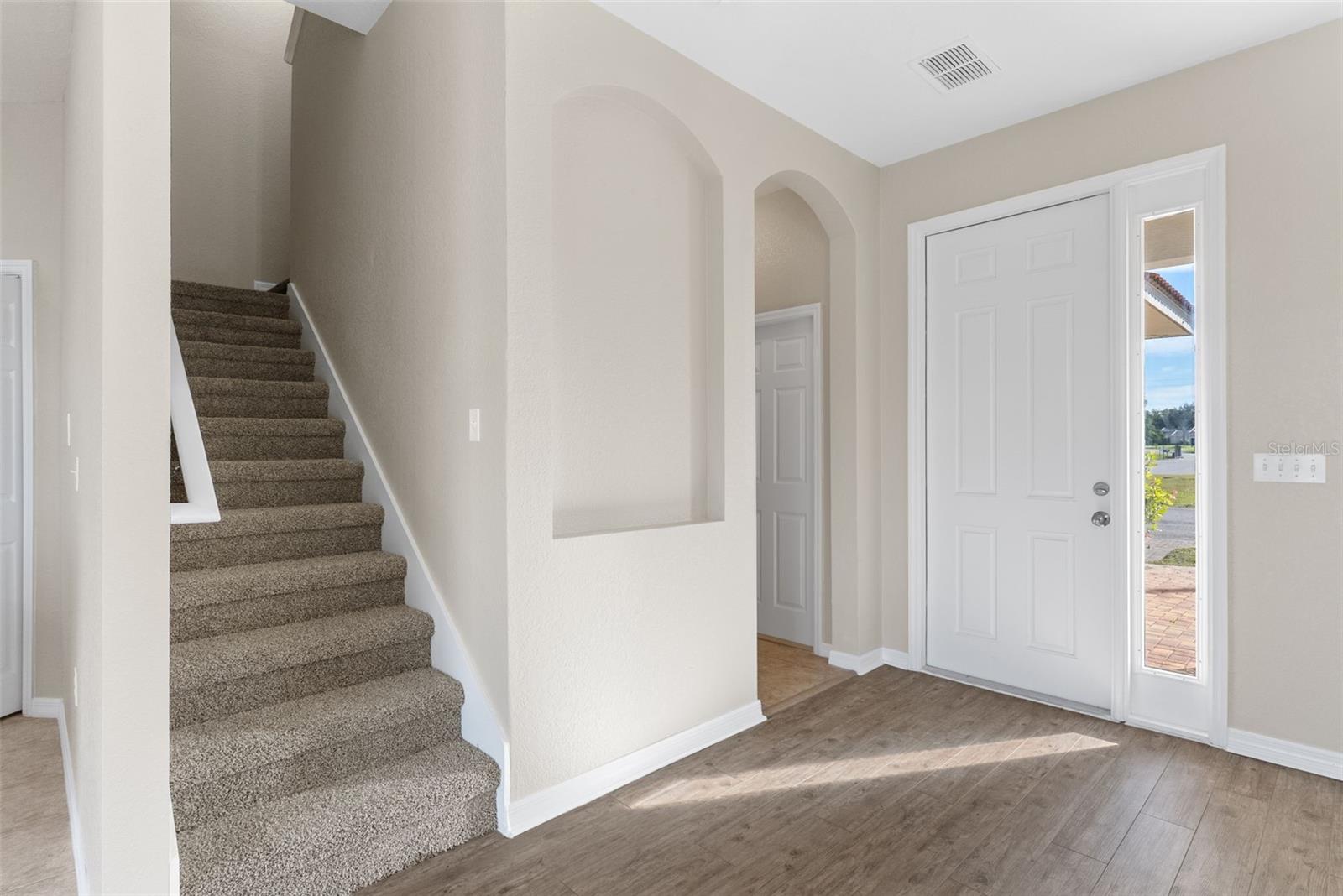 Image 3 of 30 For 522 Parsley Court