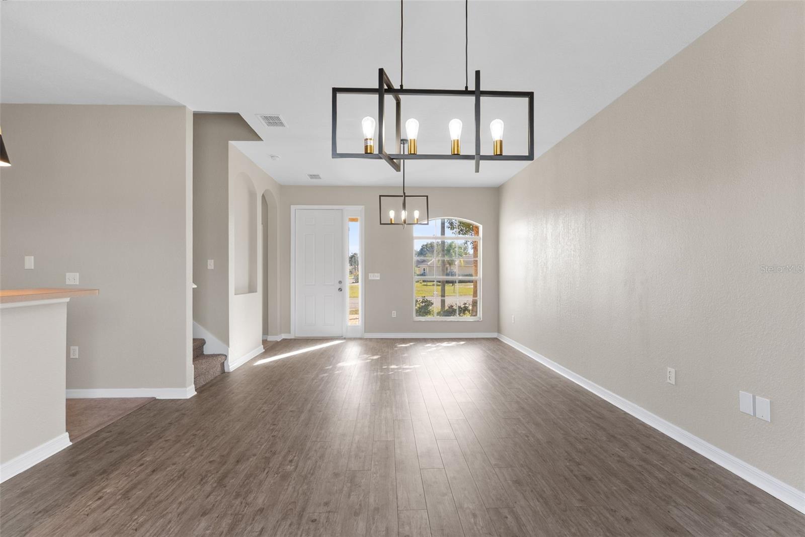 Image 7 of 30 For 522 Parsley Court