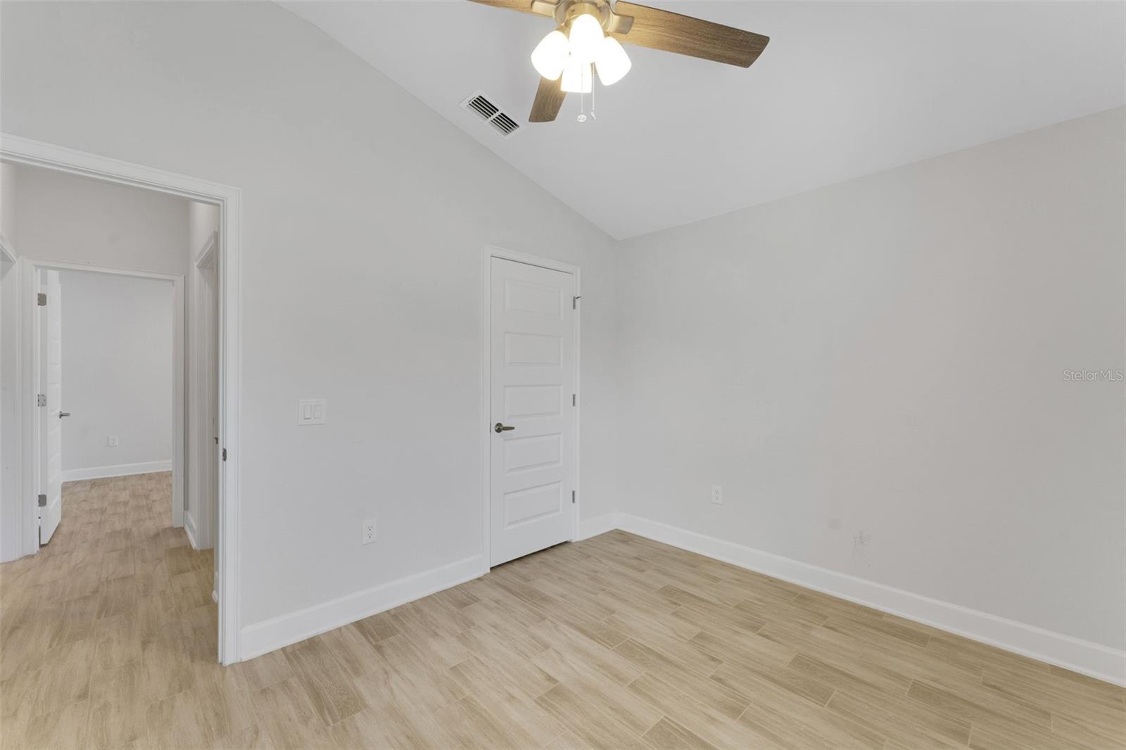 Image 19 of 25 For 1434 Grey Eagle Lane