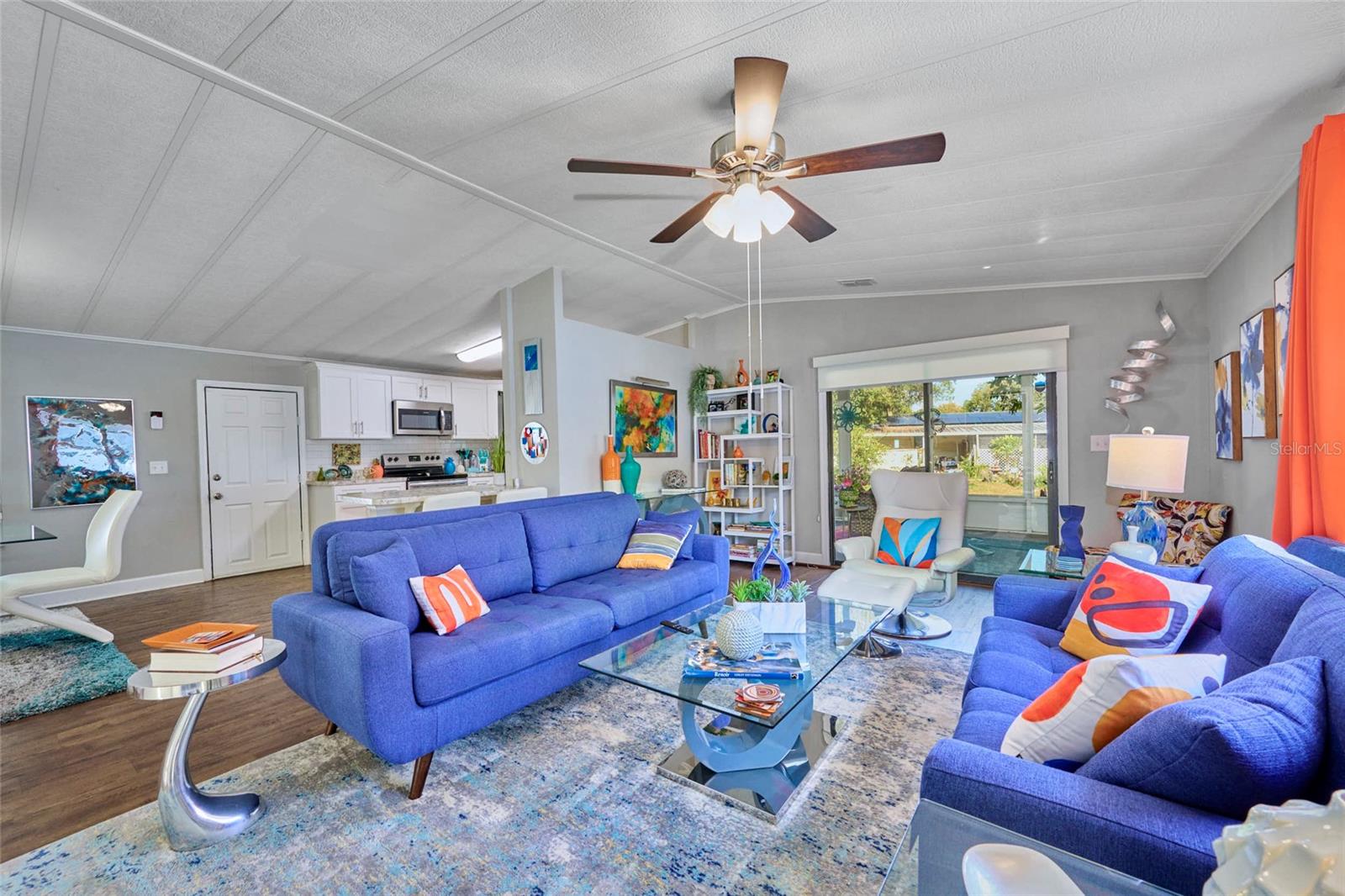 Image 17 of 44 For 3527 Lazy Lake Drive S