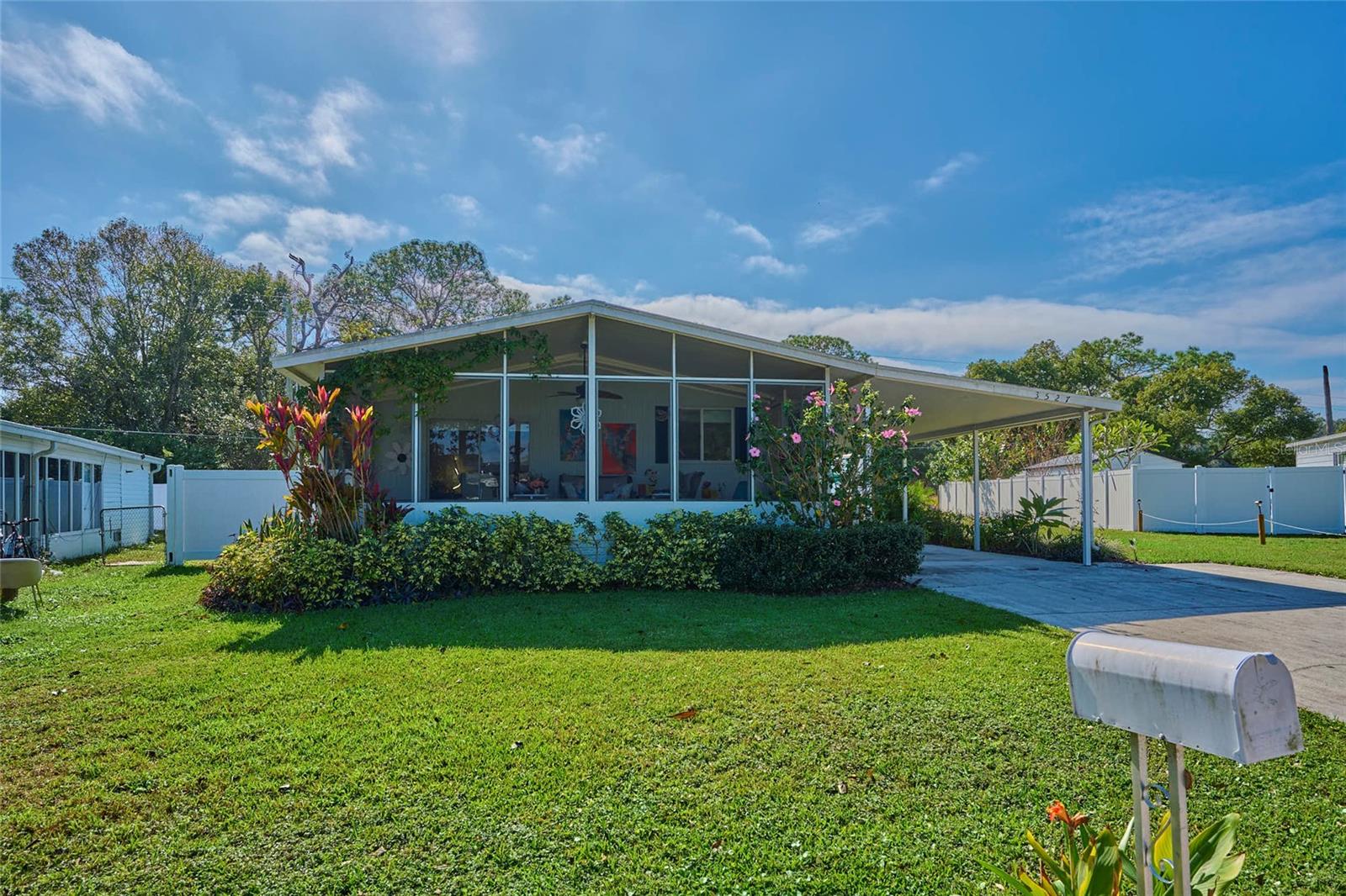 Image 2 of 44 For 3527 Lazy Lake Drive S