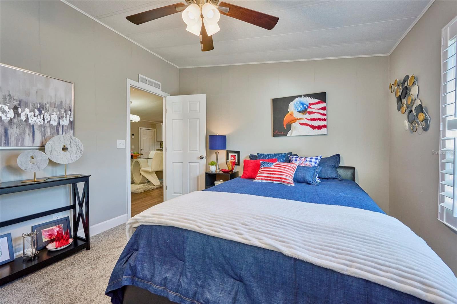 Image 31 of 44 For 3527 Lazy Lake Drive S