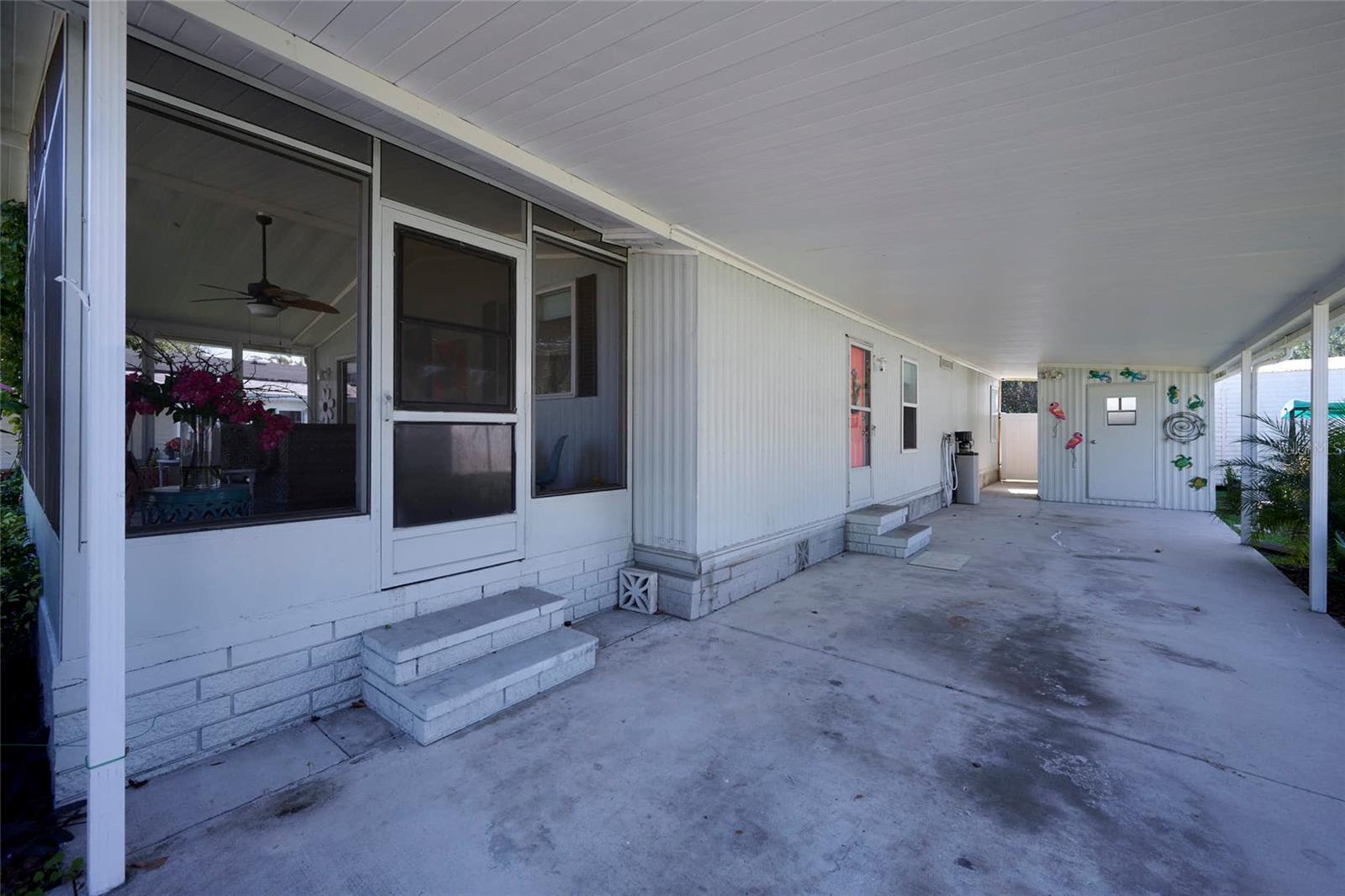 Image 5 of 44 For 3527 Lazy Lake Drive S