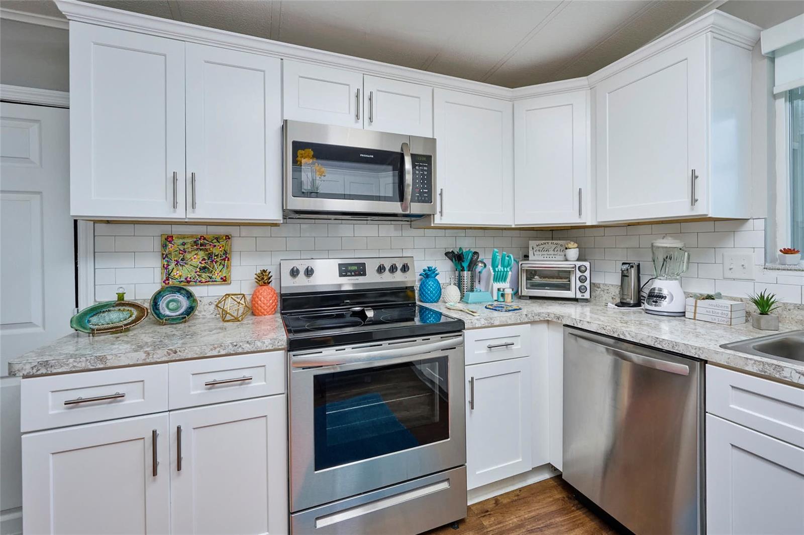 Image 9 of 44 For 3527 Lazy Lake Drive S