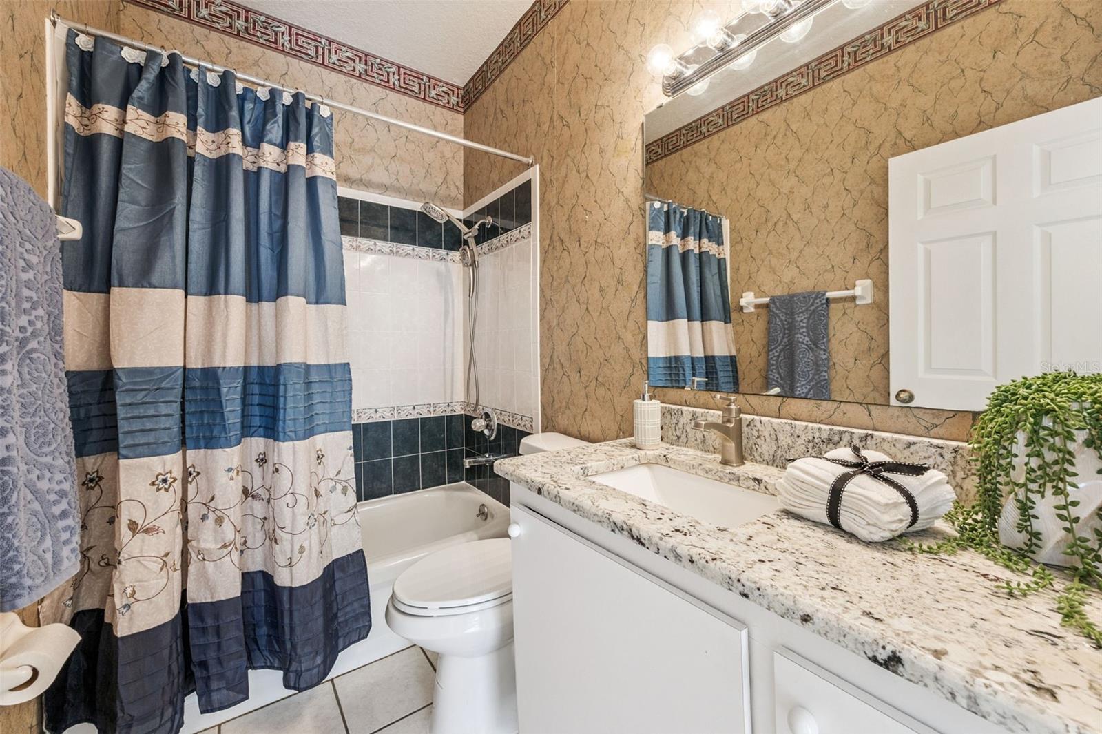 Image 15 of 36 For 2202 Garden Lake Drive