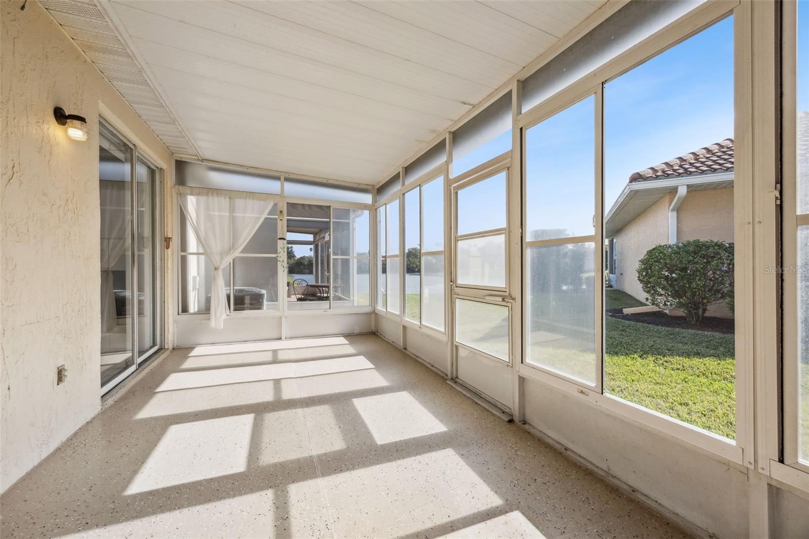 Image 20 of 36 For 2202 Garden Lake Drive