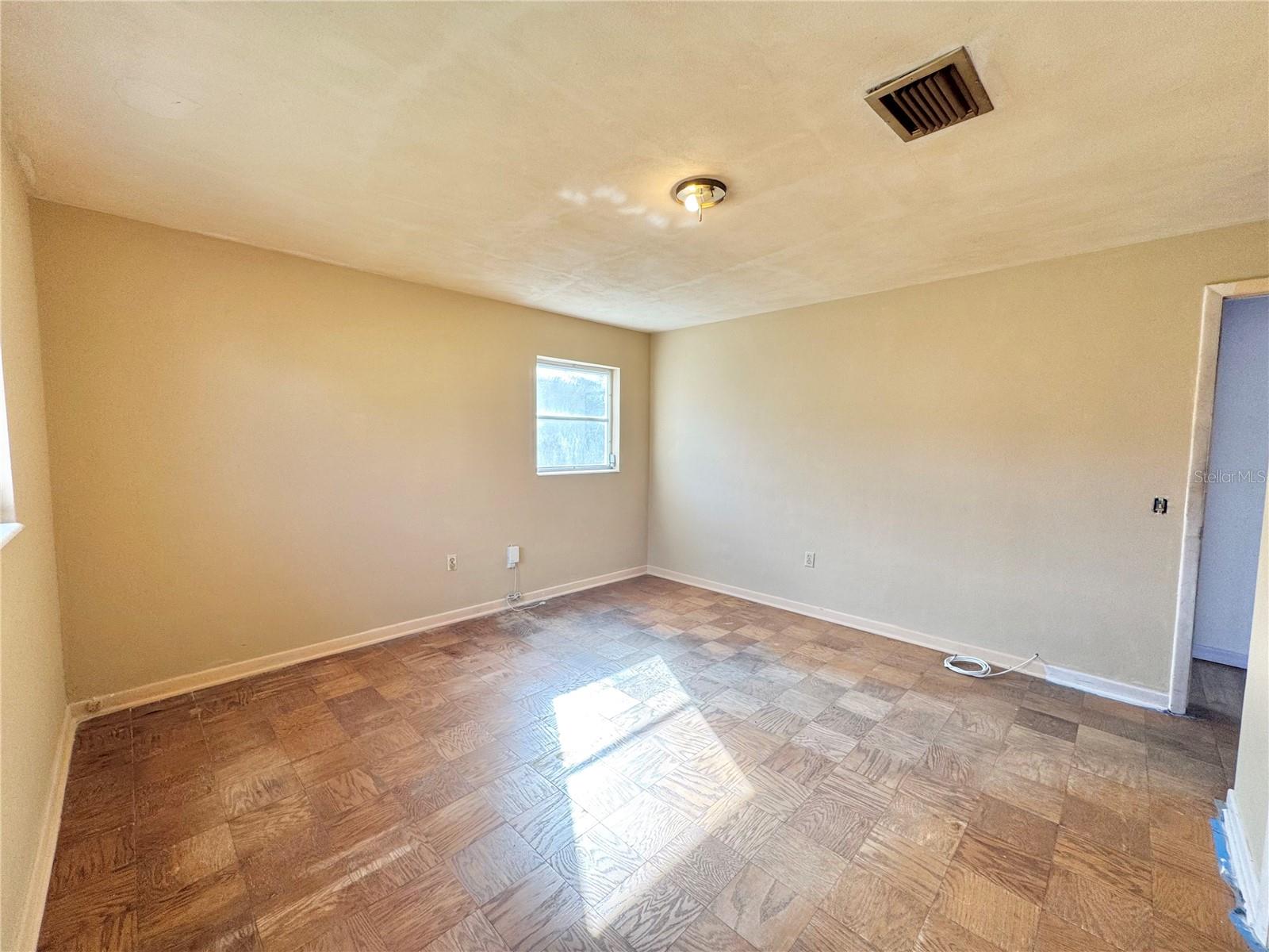 Image 19 of 40 For 137 Lowell Road