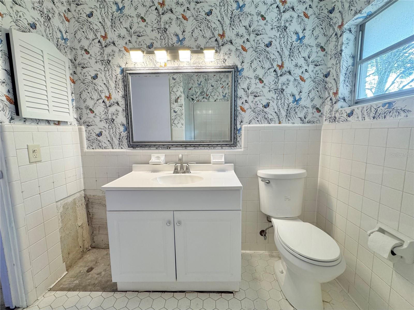 Image 21 of 40 For 137 Lowell Road