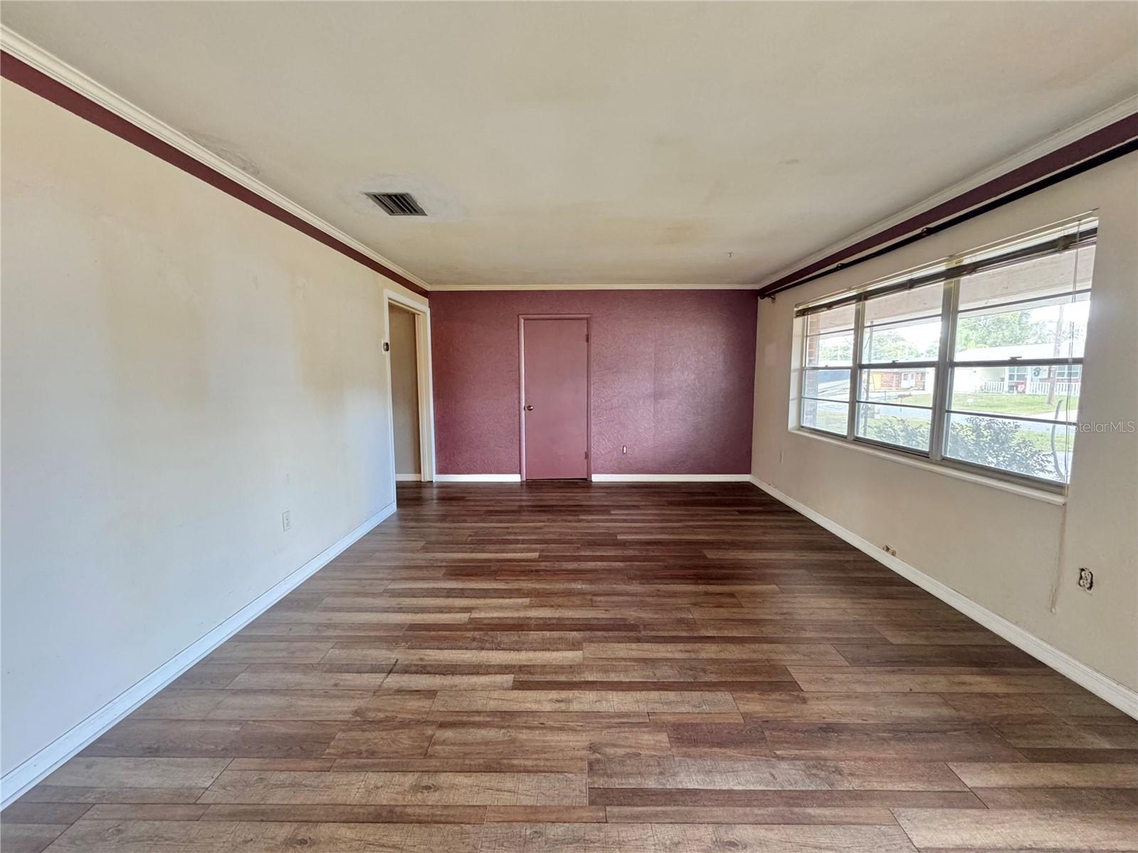 Image 26 of 40 For 137 Lowell Road